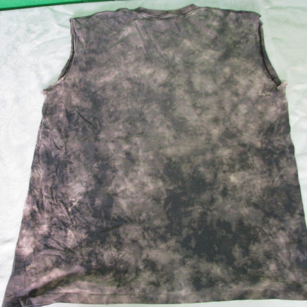 Vintage Reebok Shaq Logo Tie-Dye Cut-Off T-Shirt - Picture 5 of 8